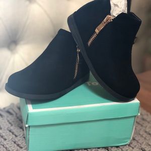 Cute kids black booties